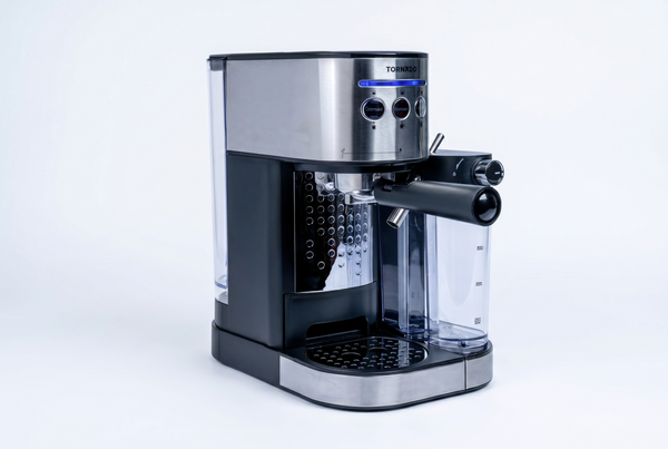 Tornado Automatische Espressomachine 15 Bar 1,2L met Melkreservoir TCM-14125 (Zwart/RVS)